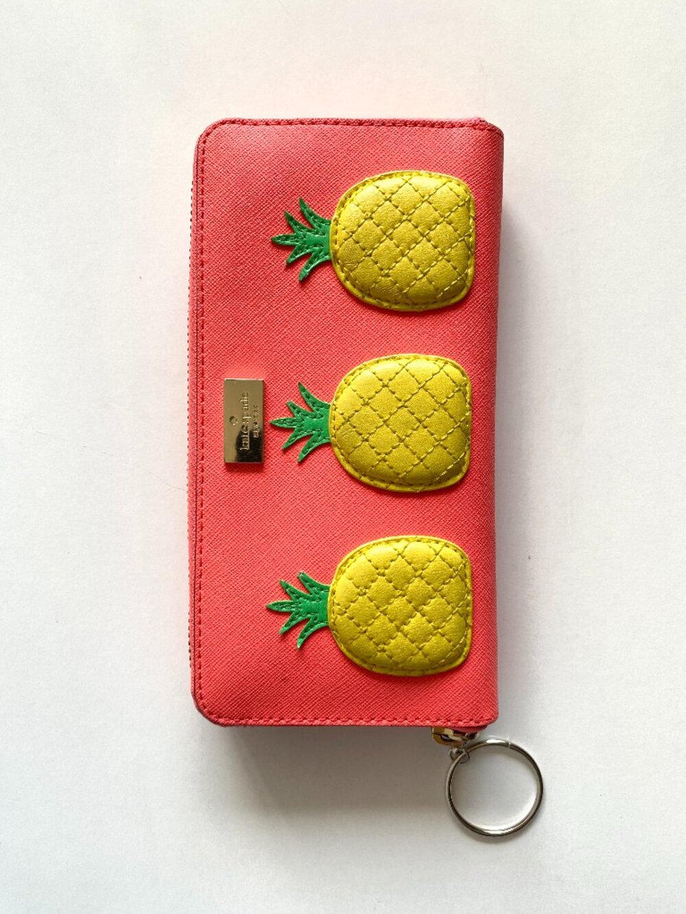 Kate Spade How refreshing Geranium Pineapple Neda Wallet